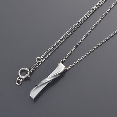 シルバーネックレス