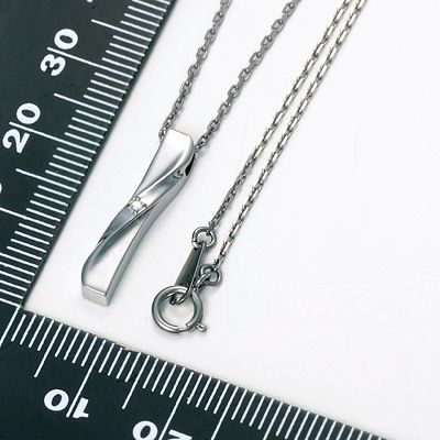 シルバーネックレス