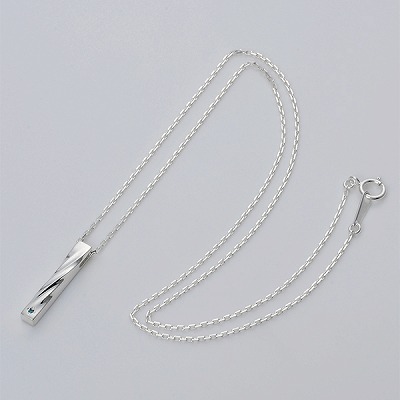 シルバーネックレス