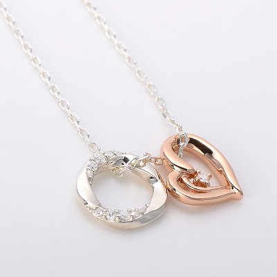 シルバーネックレス