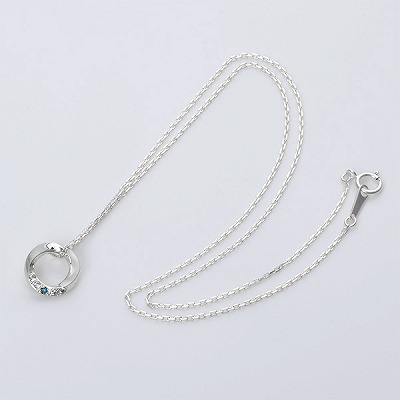 シルバーネックレス