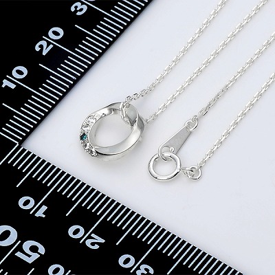 シルバーネックレス