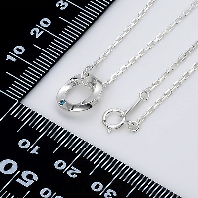 シルバーネックレス