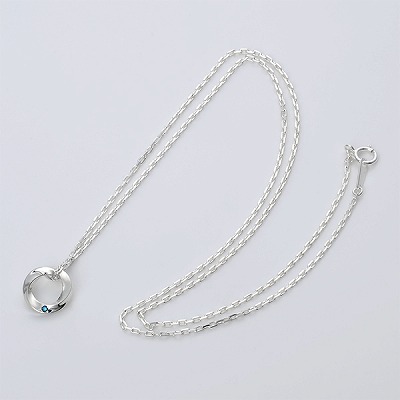 シルバーペアネックレス