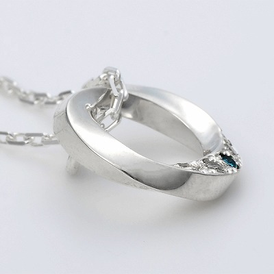 シルバーペアネックレス