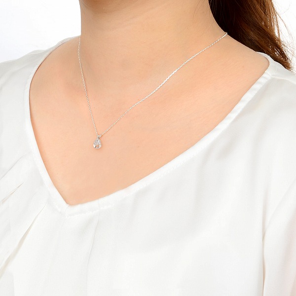 シルバーネックレス