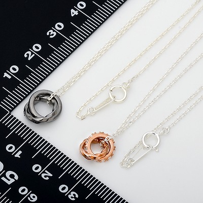 シルバーペアネックレス