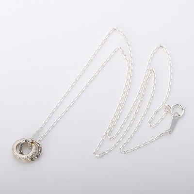 シルバーネックレス