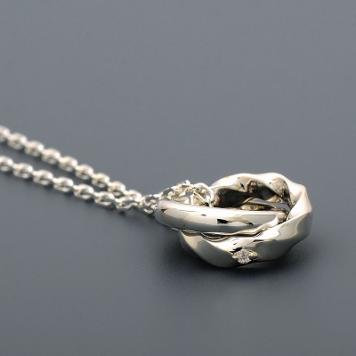 シルバーネックレス