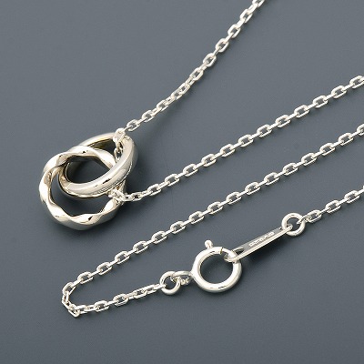 シルバーネックレス