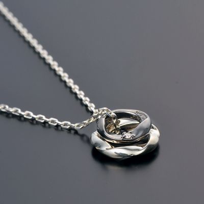 シルバーネックレス