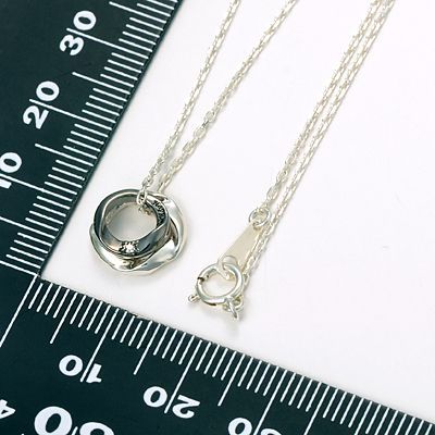 シルバーネックレス