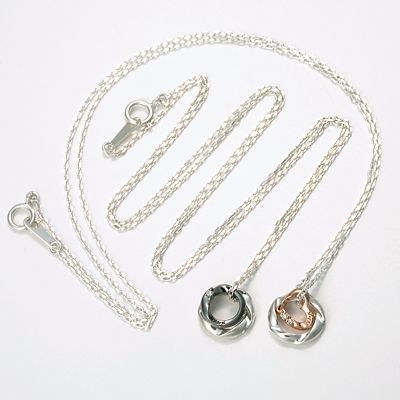 シルバーペアネックレス