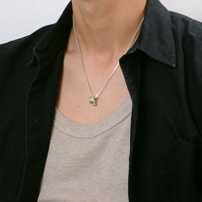 シルバーネックレス