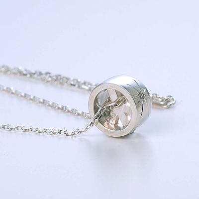 シルバーネックレス