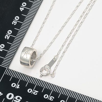 シルバーネックレス