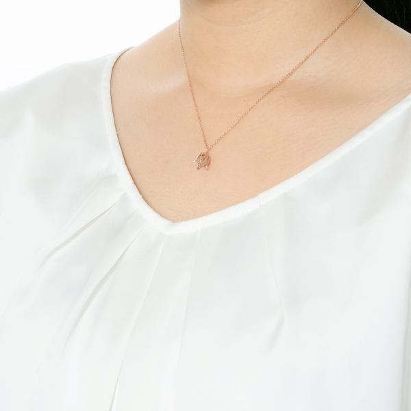 シルバーネックレス