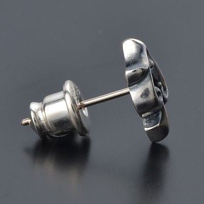 シルバースタッドピアス(片耳用)