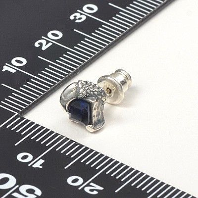 シルバースタッドピアス(片耳用)