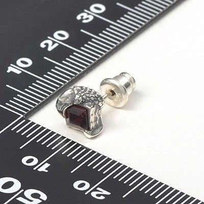 シルバースタッドピアス(片耳用)