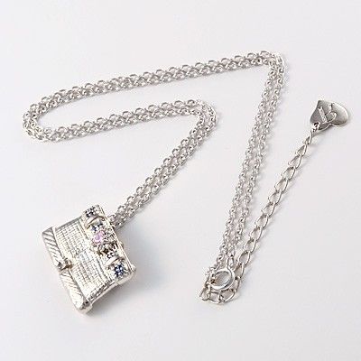 シルバーネックレス