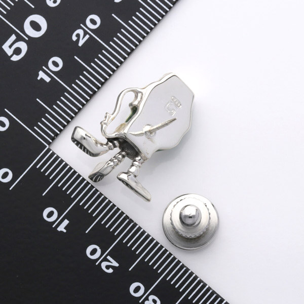 シルバーピンバッチ