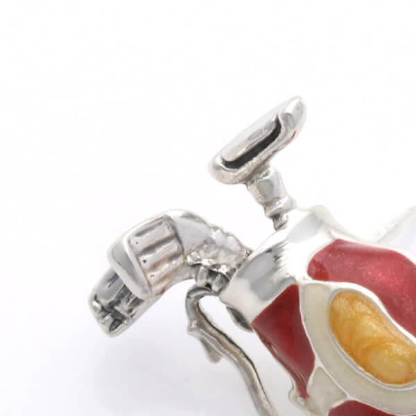 シルバーピンバッチ