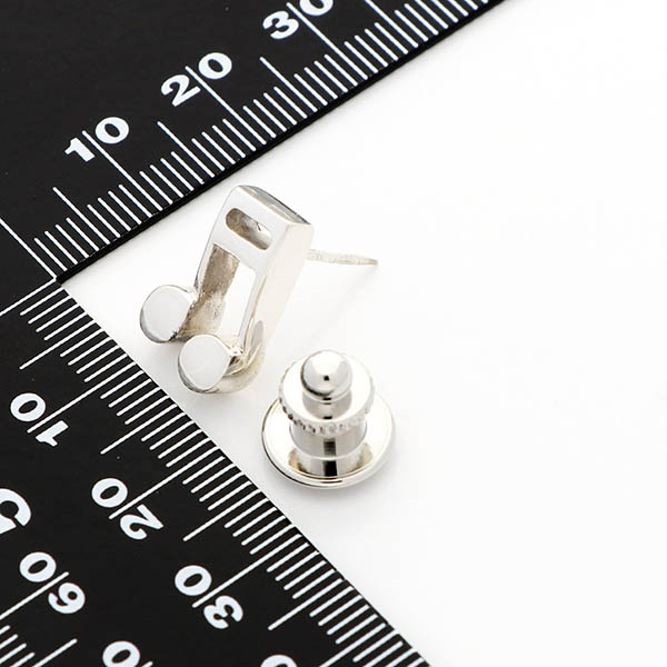 シルバーピンバッチ(二分音符)