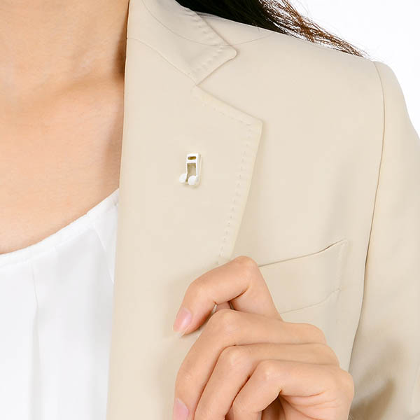 シルバーピンバッチ(二分音符)