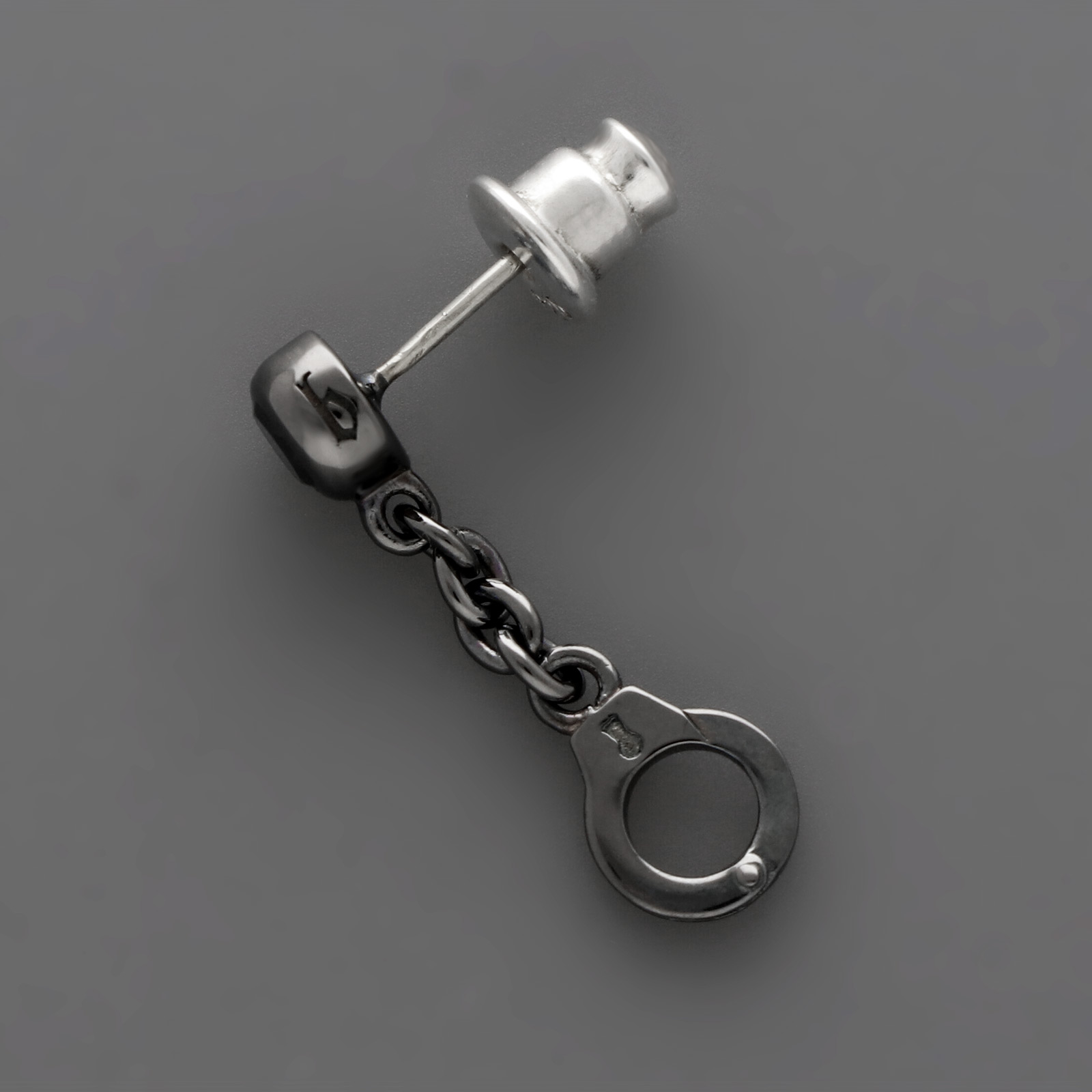 シルバースタッドピアス(片耳用)