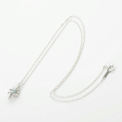 シルバーネックレス