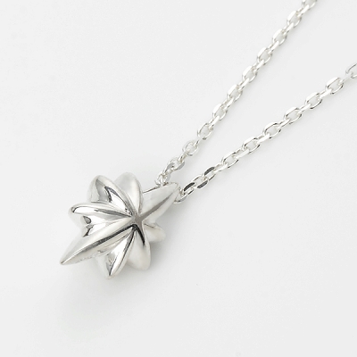 シルバーネックレス