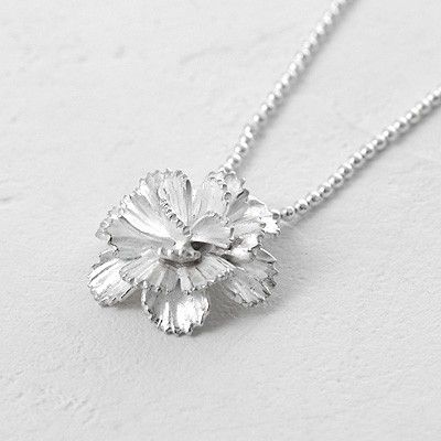 シルバーネックレス