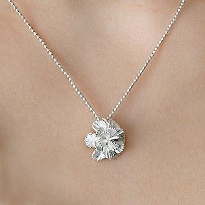 シルバーネックレス