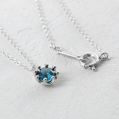 シルバーネックレス