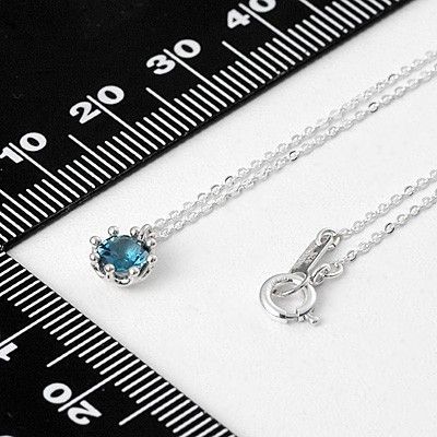 シルバーネックレス