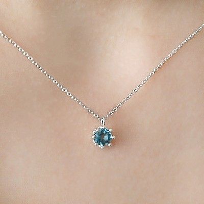 シルバーネックレス