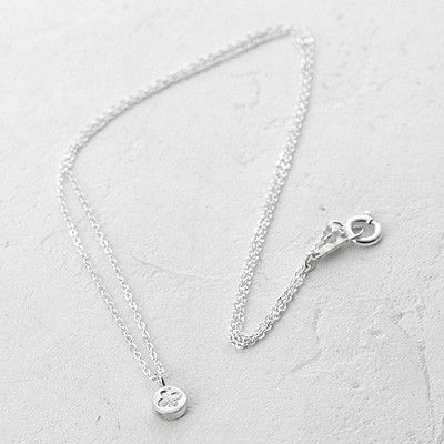 シルバーネックレス