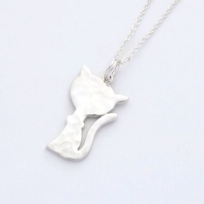 シルバーネックレス