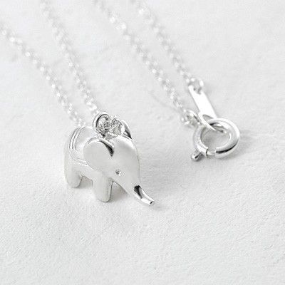 シルバーネックレス