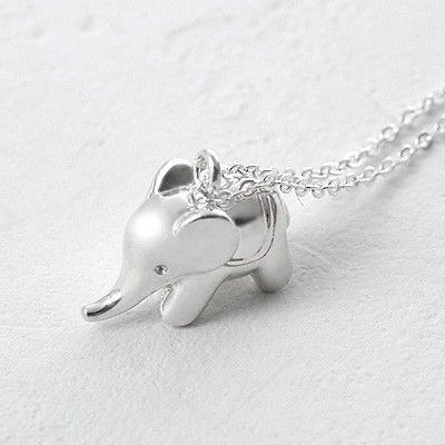 シルバーネックレス