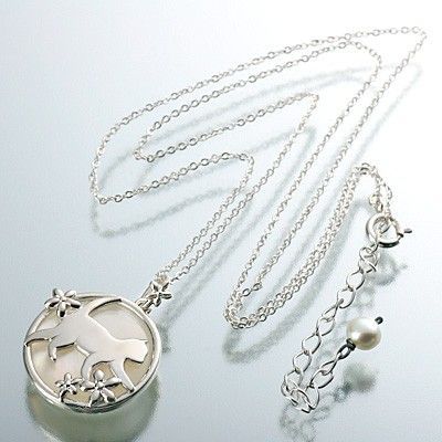 シルバーネックレス