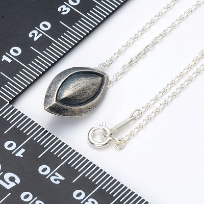 シルバーネックレス