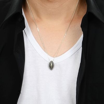 シルバーネックレス