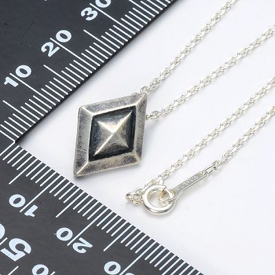 シルバーネックレス