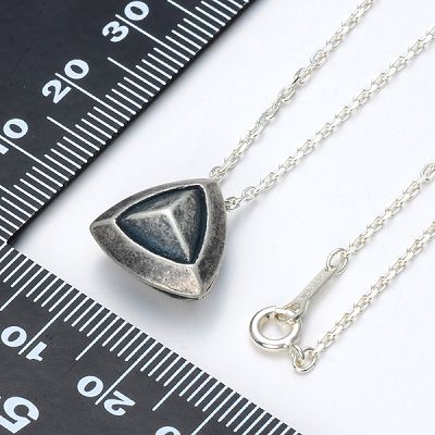 シルバーネックレス