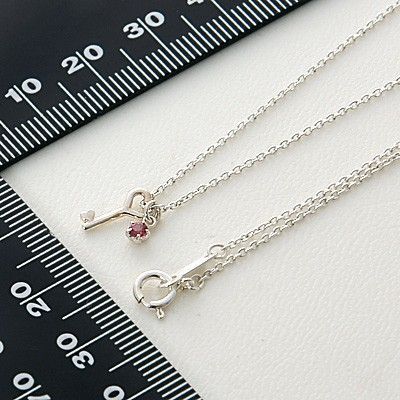 シルバーネックレス