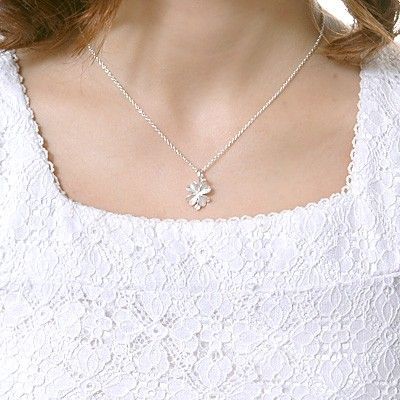 シルバーネックレス