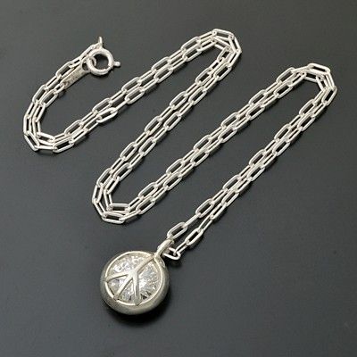 シルバーネックレス