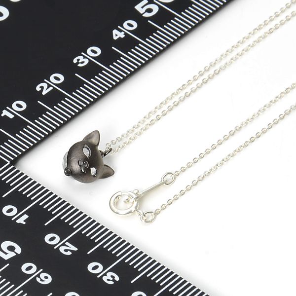 シルバーネックレス